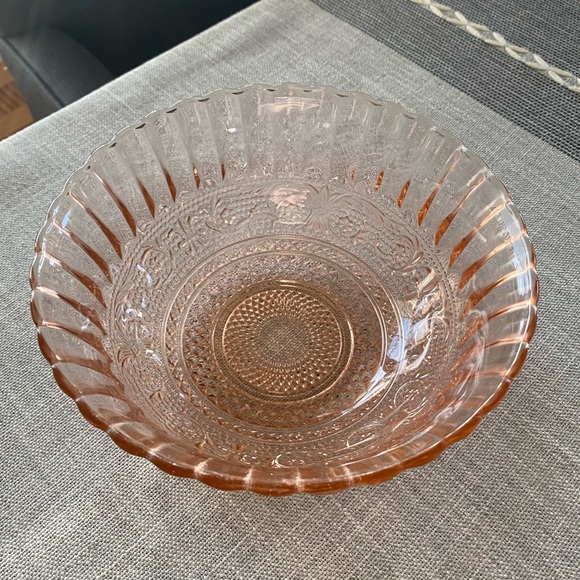 Set of 5 Vintage Pink Depression Glass Bowls, KIG Indonesia - Picture 2 of 6